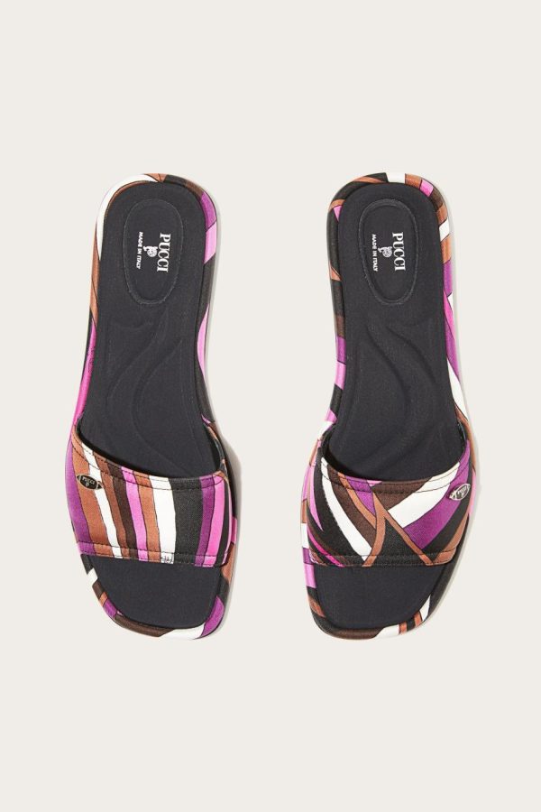 Wavecast.shopb63bb5257f 2